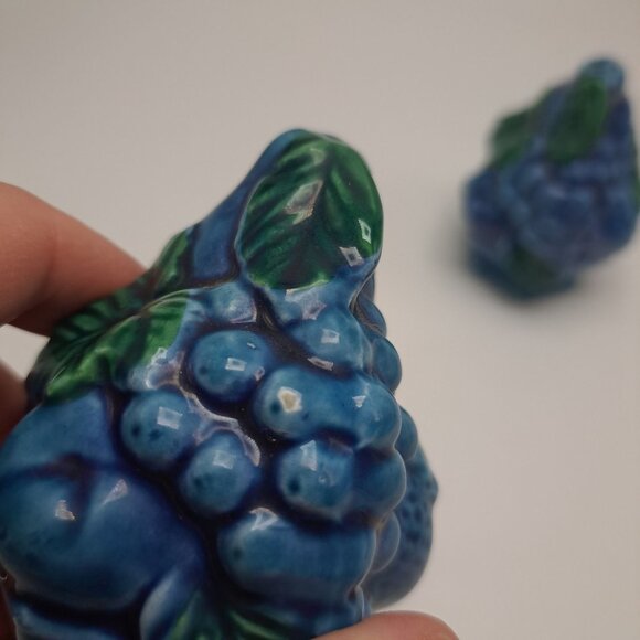 Inarco Mood Indigo Blue Grape Salt Pepper Shakers Vintage Mid-Century Modern - Picture 7 of 11